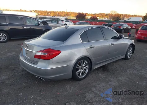 2013 Hyundai Genesis 3.8 из США, поврежденный, VIN KMHGC4DD3DU230457